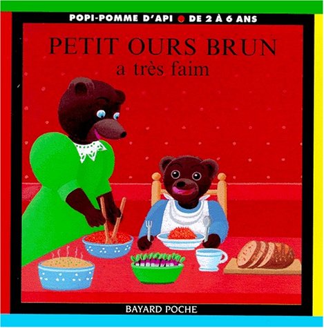 Petit ours brun a très faim