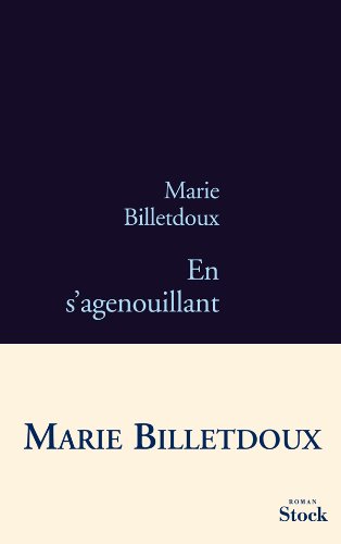 en s'agenouillant